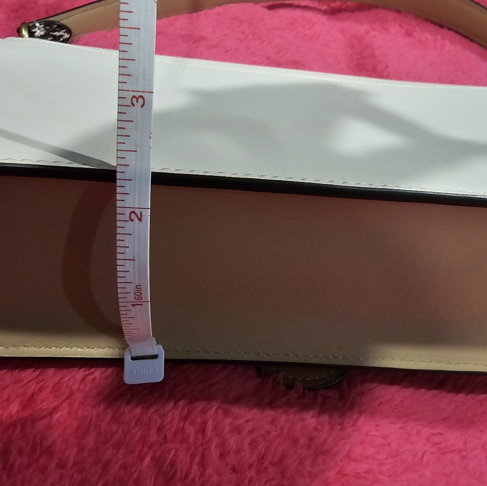 Coach Women's Cream and Tan Patterned Shoulder ag - Picture 7 of 17